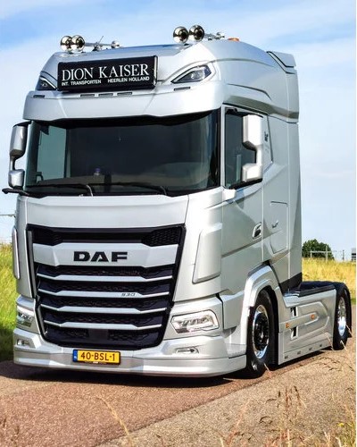 Sideskirts Extender DAF XF/XG/XG+ With  5 LED Lights Cutouts